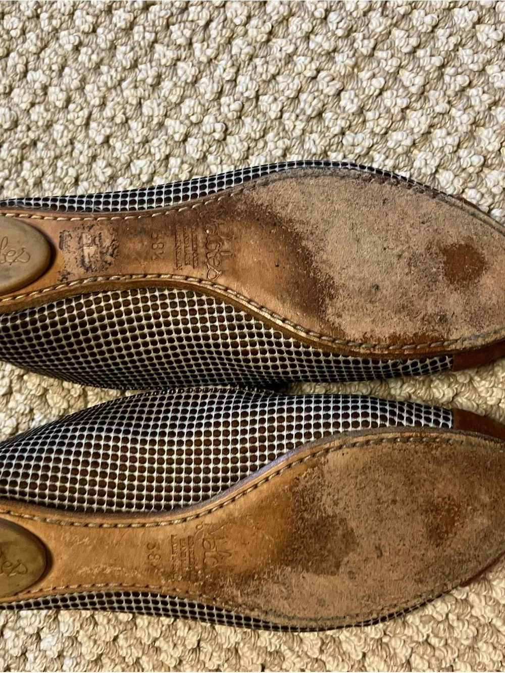 Maloles Brown & white Checkered Ballet Flats